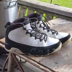 Jordan 9.5mens beaters/ project